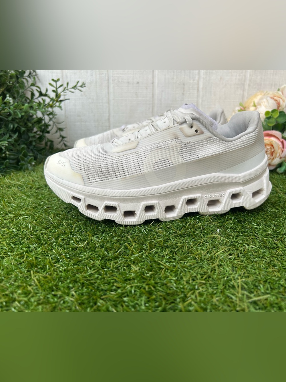 On Running Cloudmonster Void women Sneakers —White | White Sz 6 gently used
$170 - Picture 8 of 16